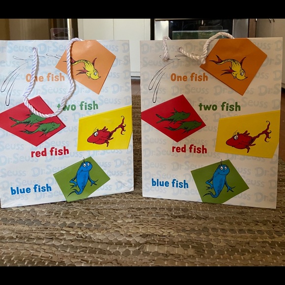NEW Lot Of 2 Dr Seuss Gift Bags (One Fish, Etc) - Picture 1 of 9